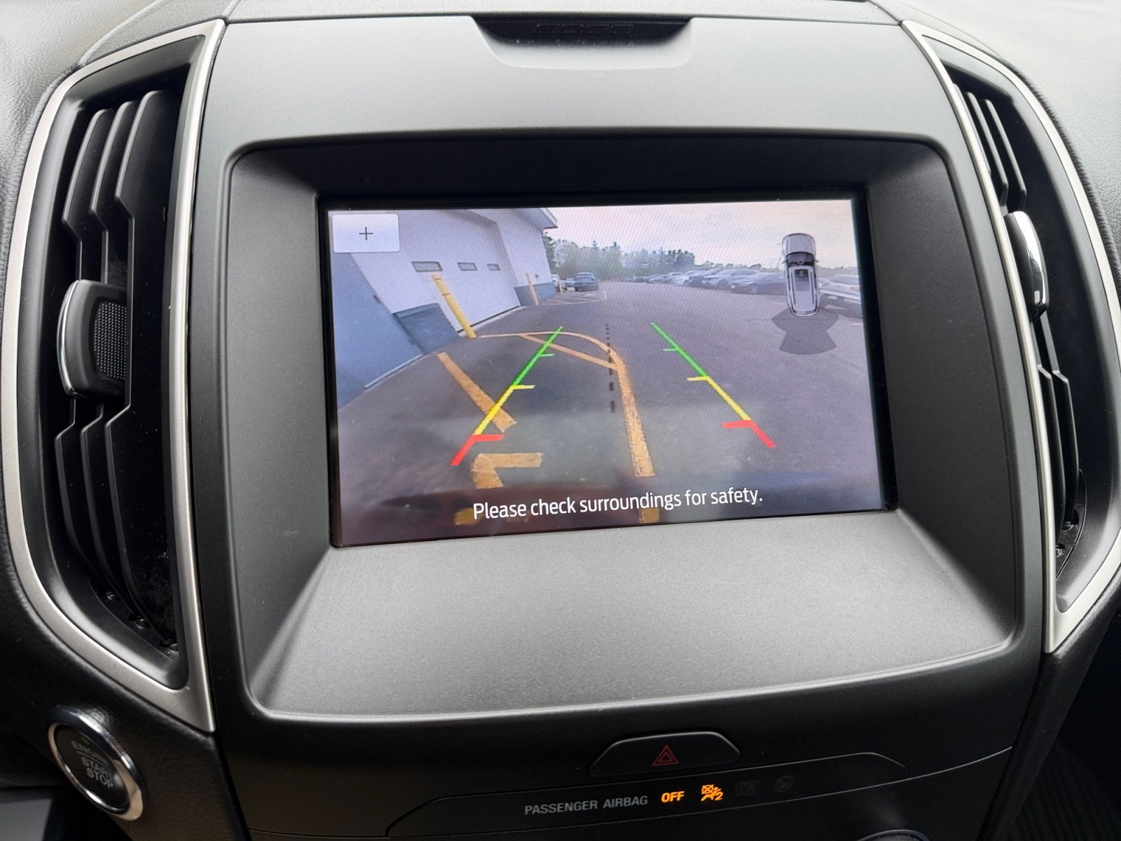 Used 2020 Black Ford SEL image 21