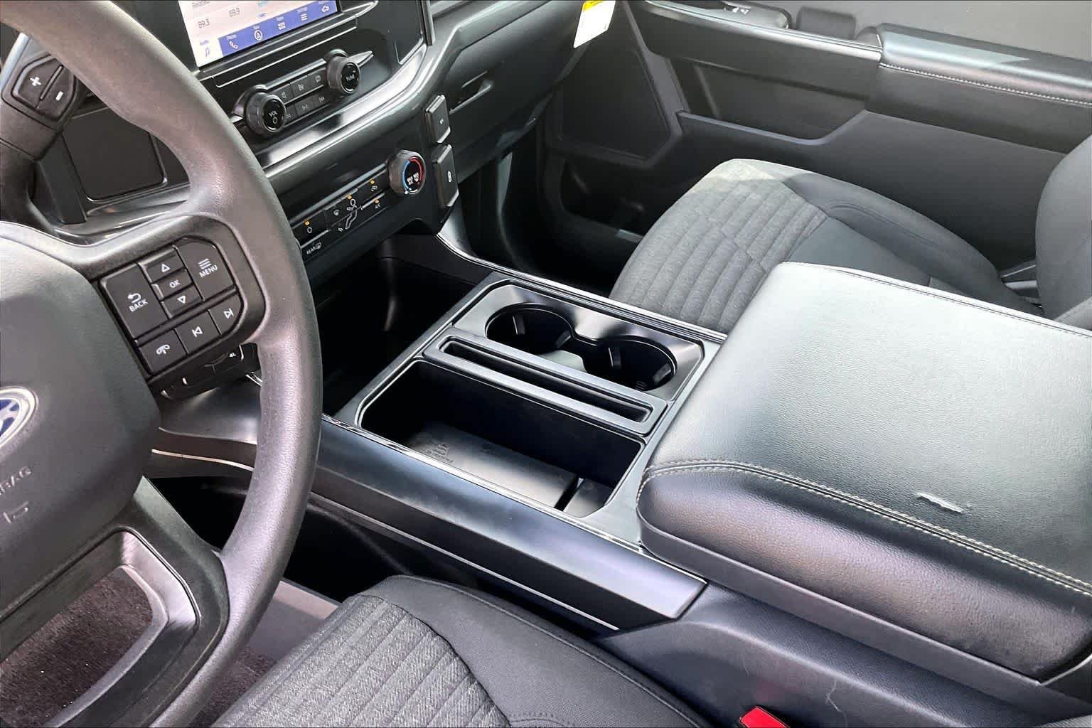 Used 2022 Oxford White Ford XL image 16