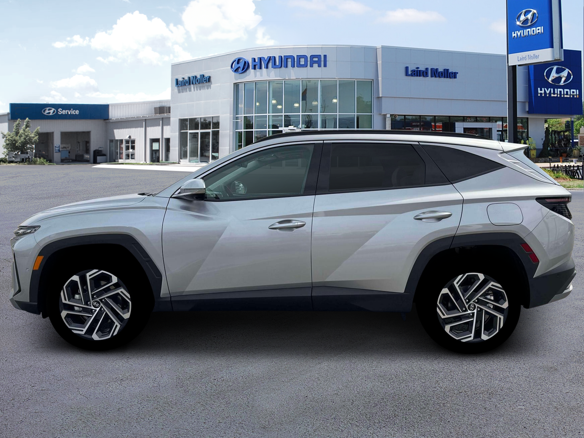 View vehicle photo 3