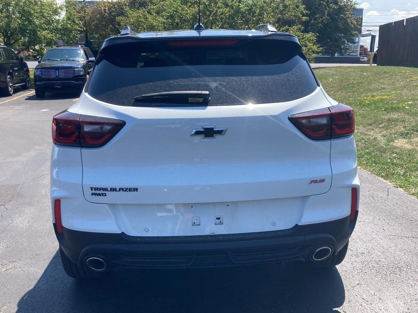 Used 2024 Summit White Chevrolet RS image 6