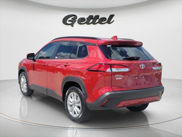 Certified Used 2022 BARCELONA RED MET. Toyota  image 7