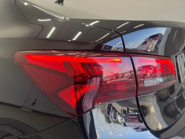 Used 2017 Crystal Black Pearl Acura 2.4L image 33