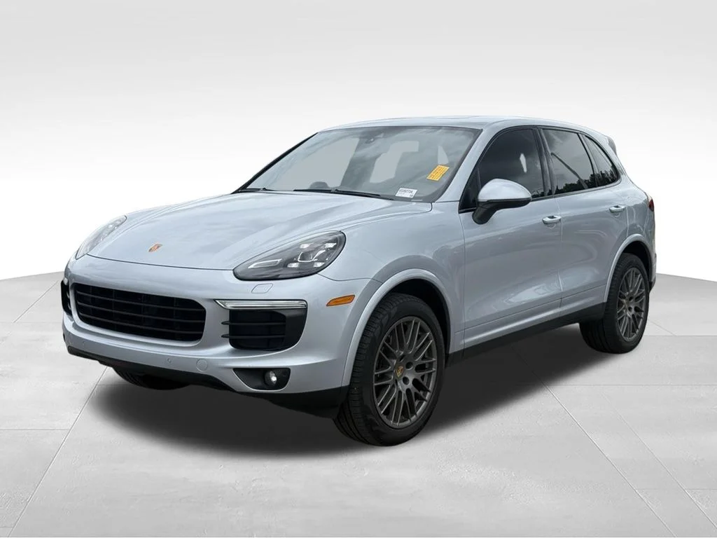 2017 Porsche Cayenne Platinum Edition's photo