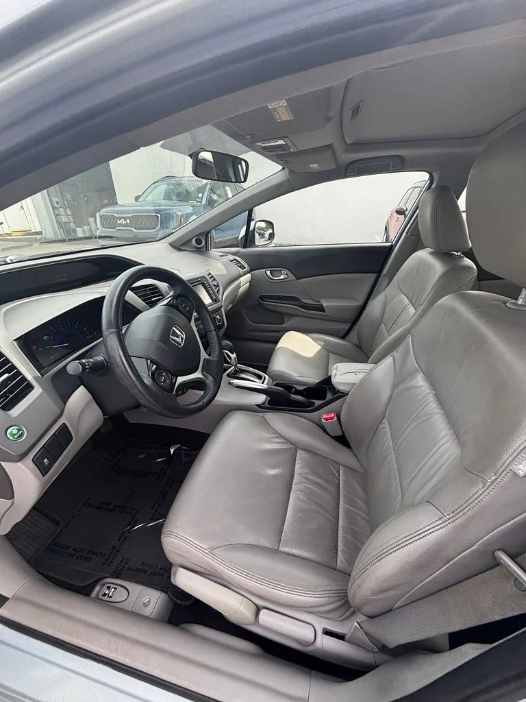 Used 2012  Honda EX-L image 11