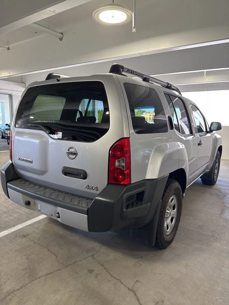 Used 2009 Silver Lightning Metallic Nissan X image 7
