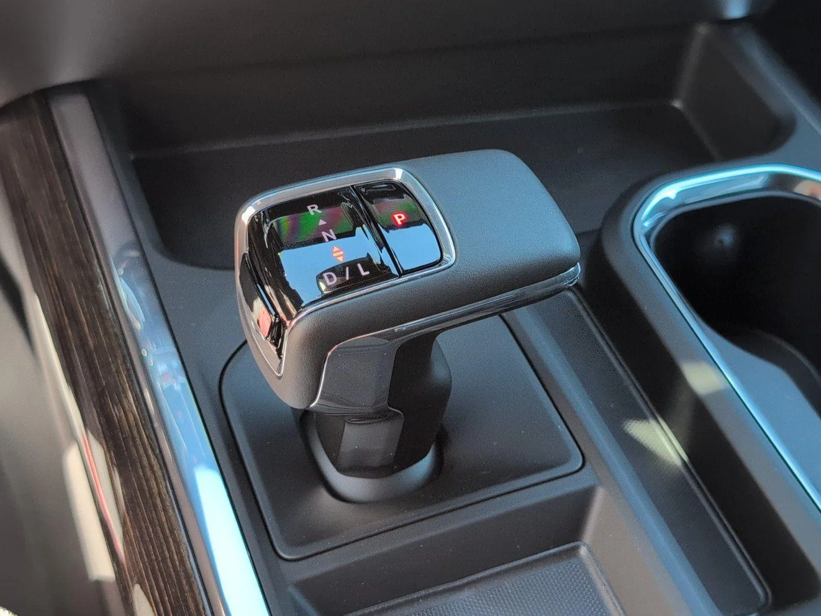 New 2026 Onyx Black GMC Elevation image 25