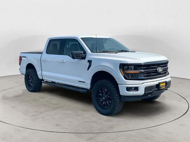 Used 2024  Ford XLT image 3