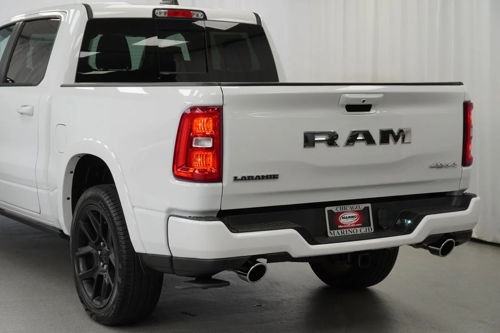 2026 RAM 1500 Laramie - Photo 12