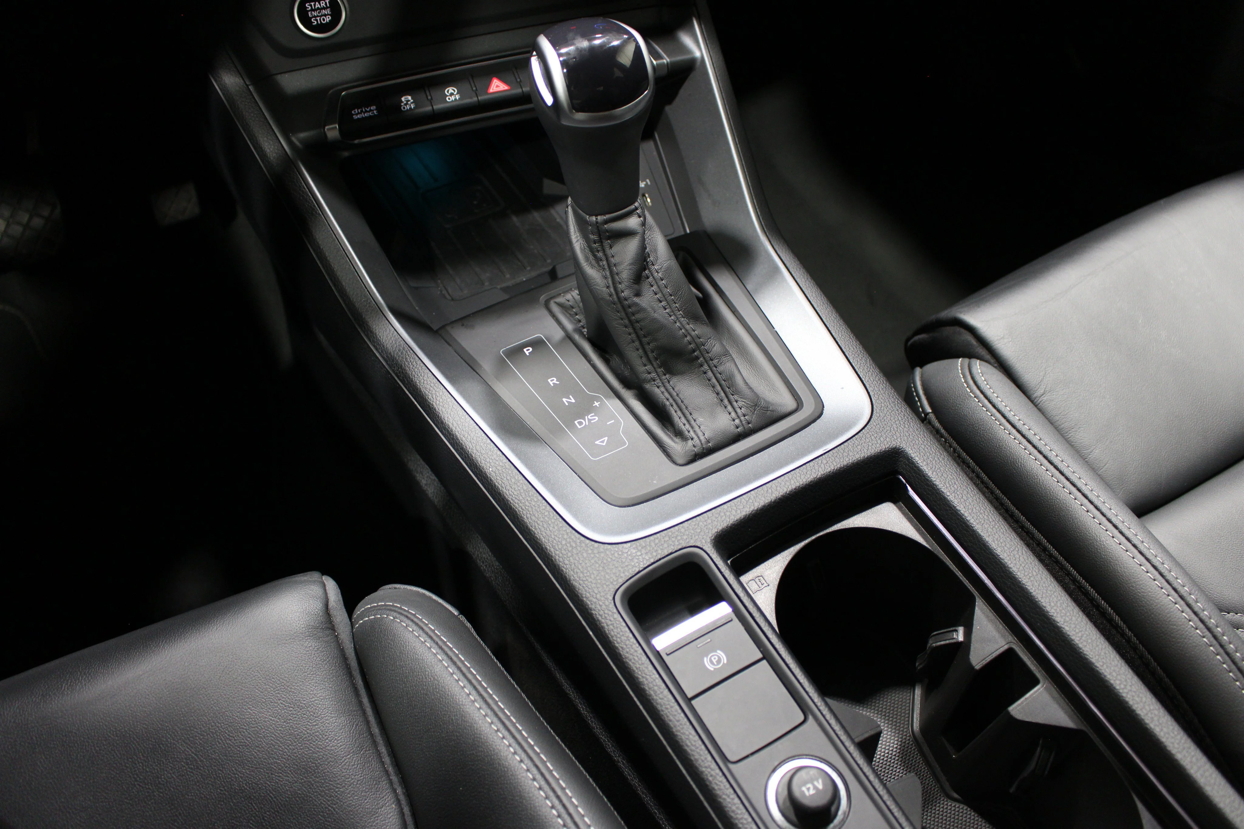 2024 Audi Q3 S Line Premium Plus - Photo 21