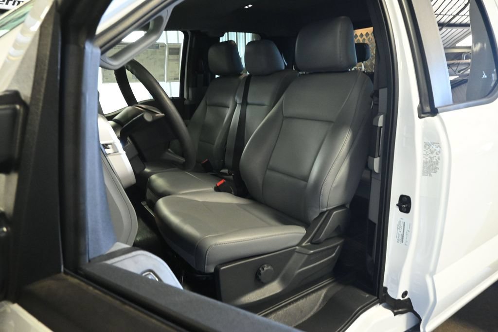 New 2026 Oxford White Ford XL image 11