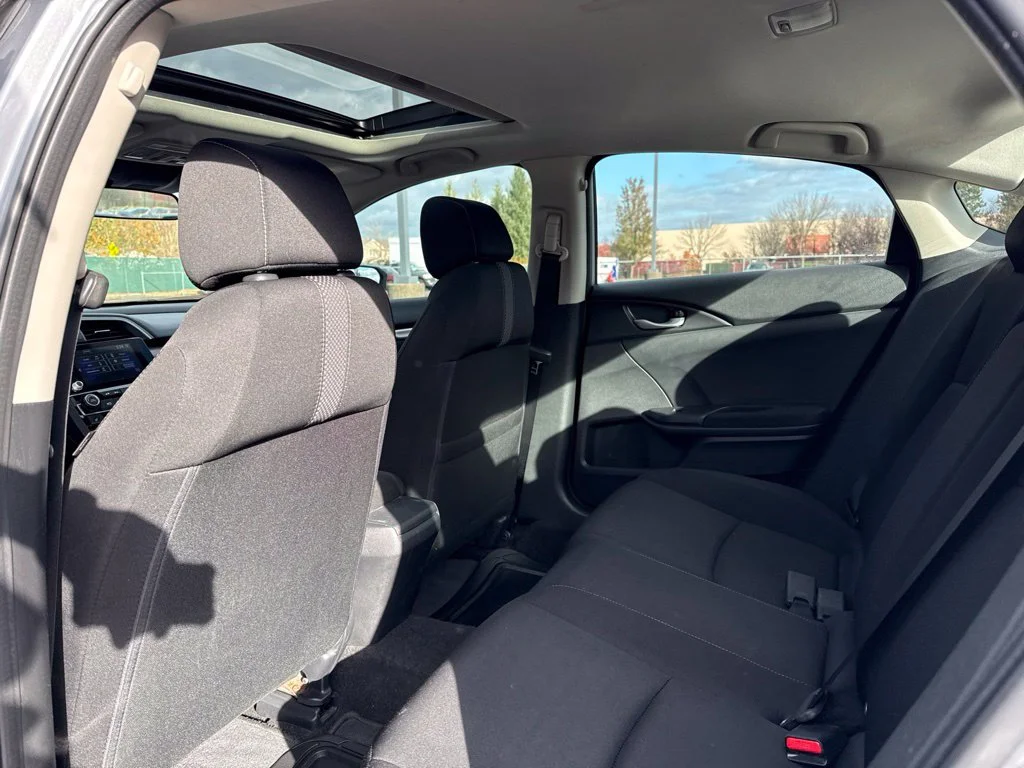 Used 2020 Lunar Silver Metallic Honda EX image 19