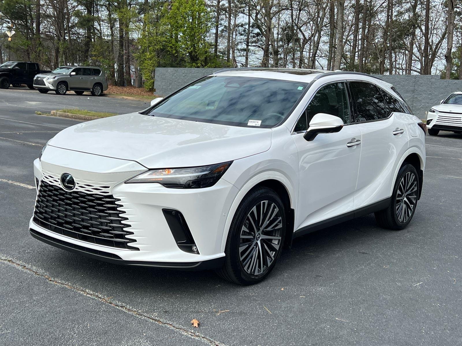 2024 Lexus RX 350 - Photo 2