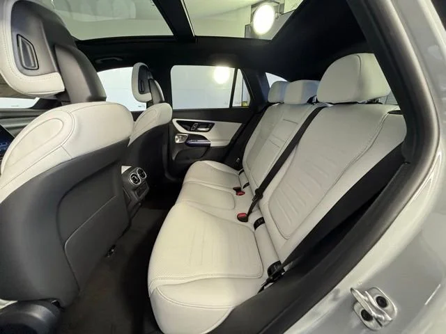 New 2026 MANUFAKTUR Alpine Grey Mercedes-Benz GLC 300 image 57