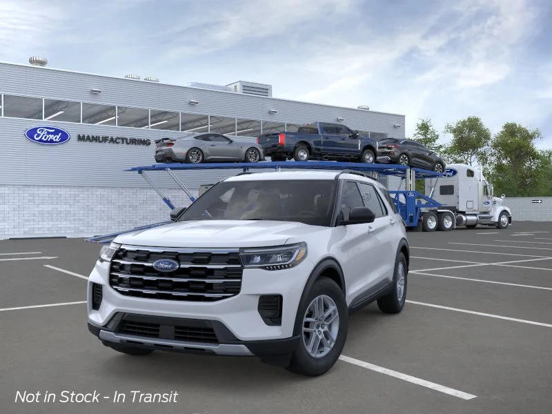 New 2026 Space White Metallic Ford Active image 2