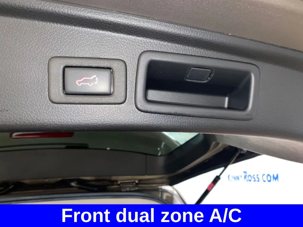 2018 Subaru Forester Touring - Photo 16