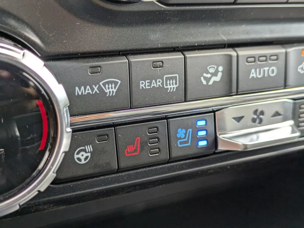 New 2026 Marsh Gray Ford Lariat image 24