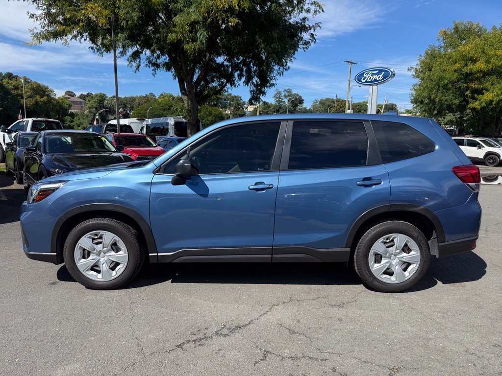 Used 2019 Horizon Blue Pearl Subaru Base image 9