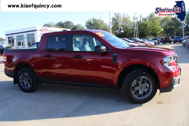 Used 2025  Ford XLT image 1