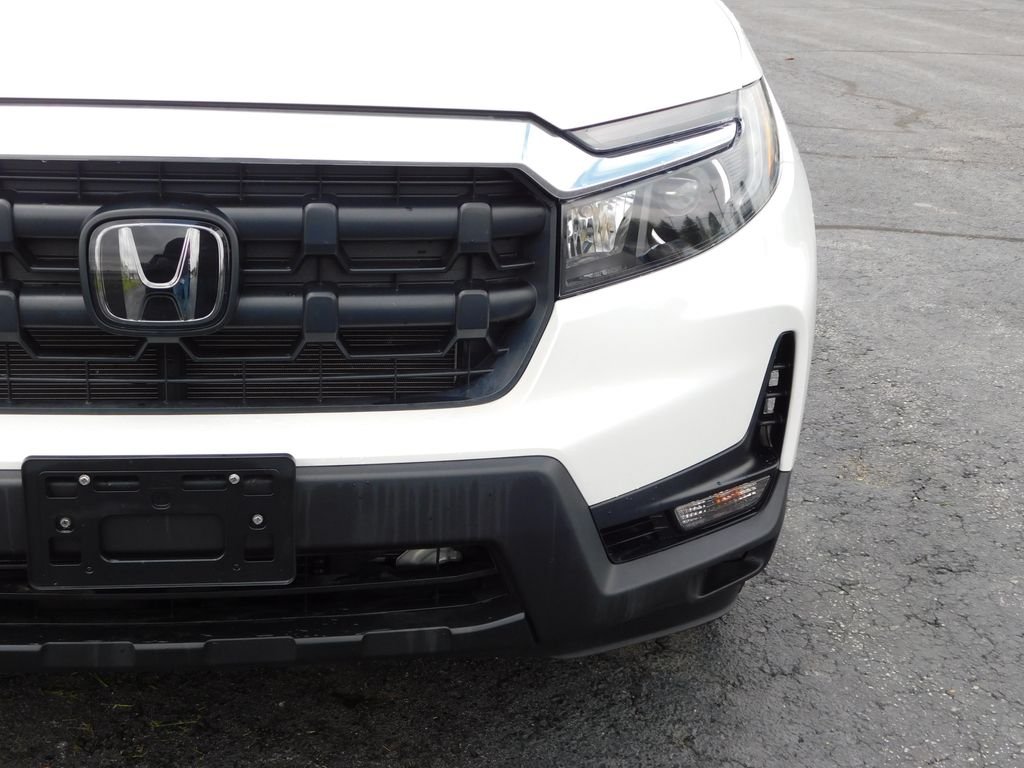 Used 2025 White Honda RTL image 14