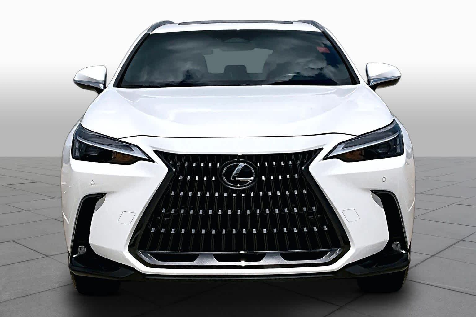 Used 2026 Ultra White Lexus  image 4