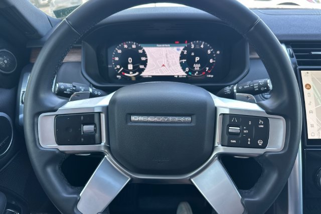 Certified Used 2025 Gray Land Rover Dynamic SE image 22