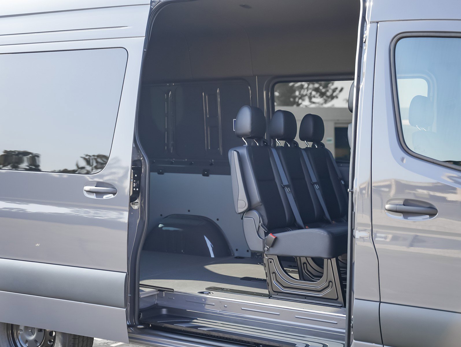 2025 Mercedes-Benz Sprinter Crew Van Base - Photo 11