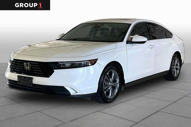 Honda Accord FWD 4dr Car - In-Stock