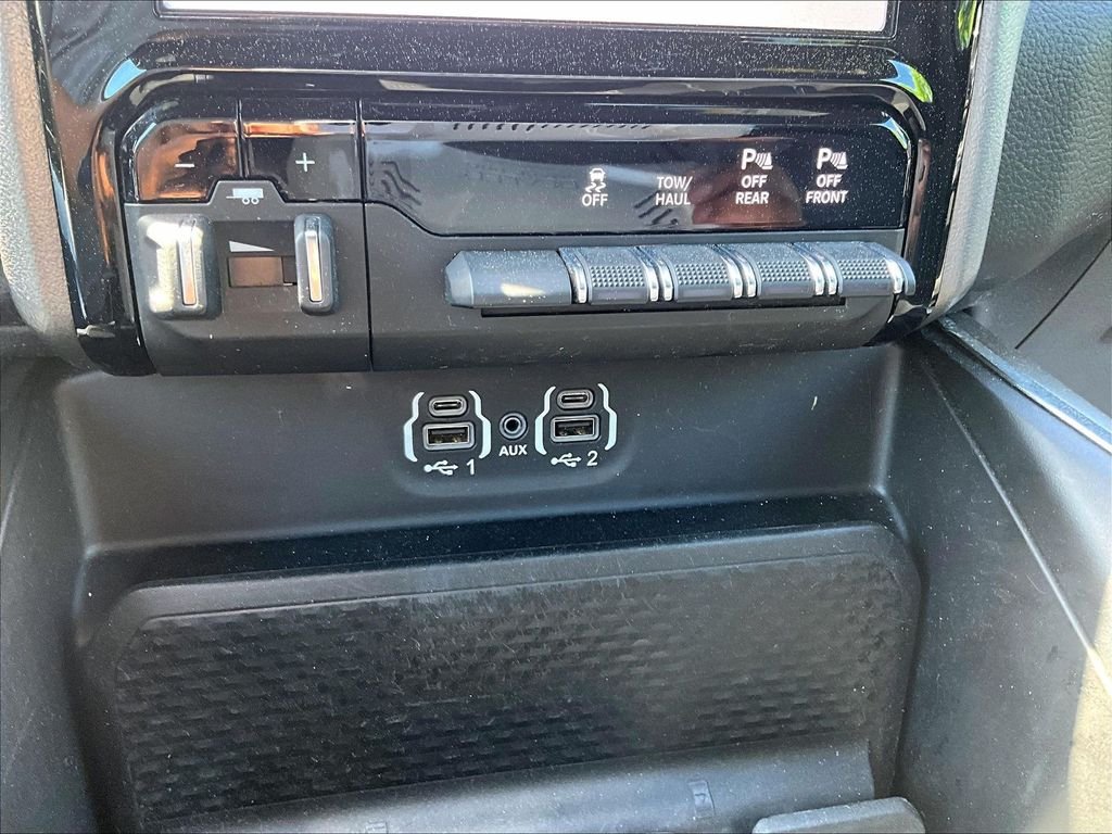 Used 2023 Blue Ram Laramie image 27