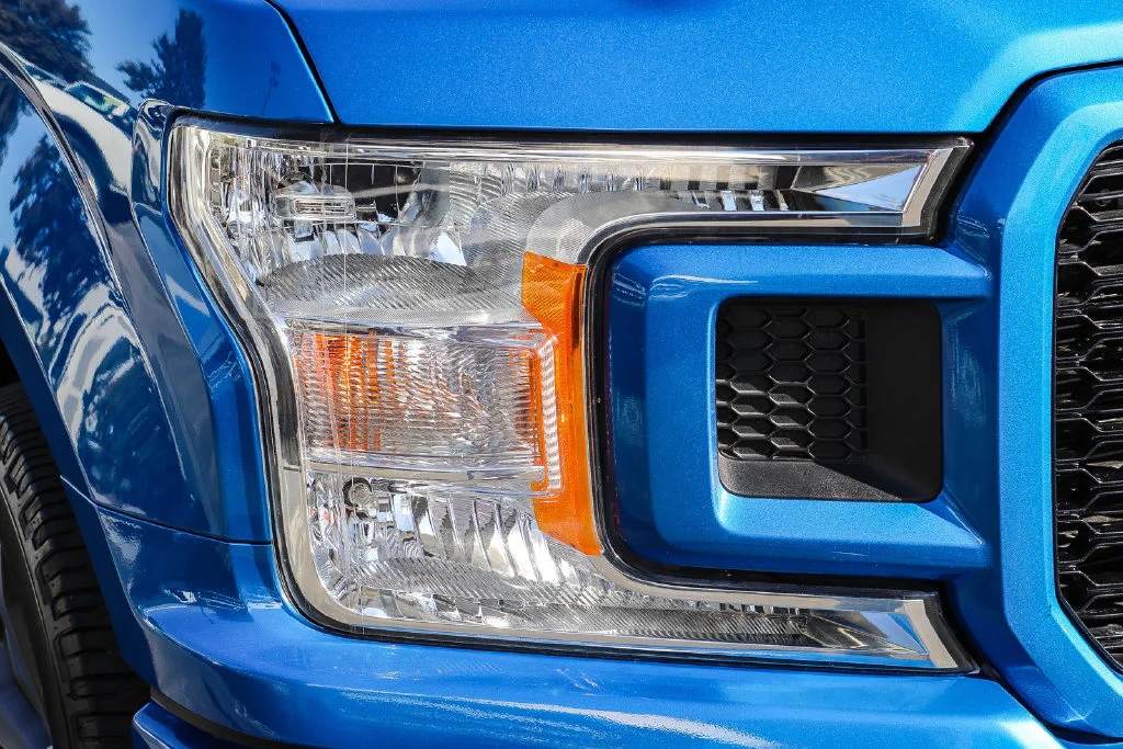 Used 2020 Blue Ford XL image 5