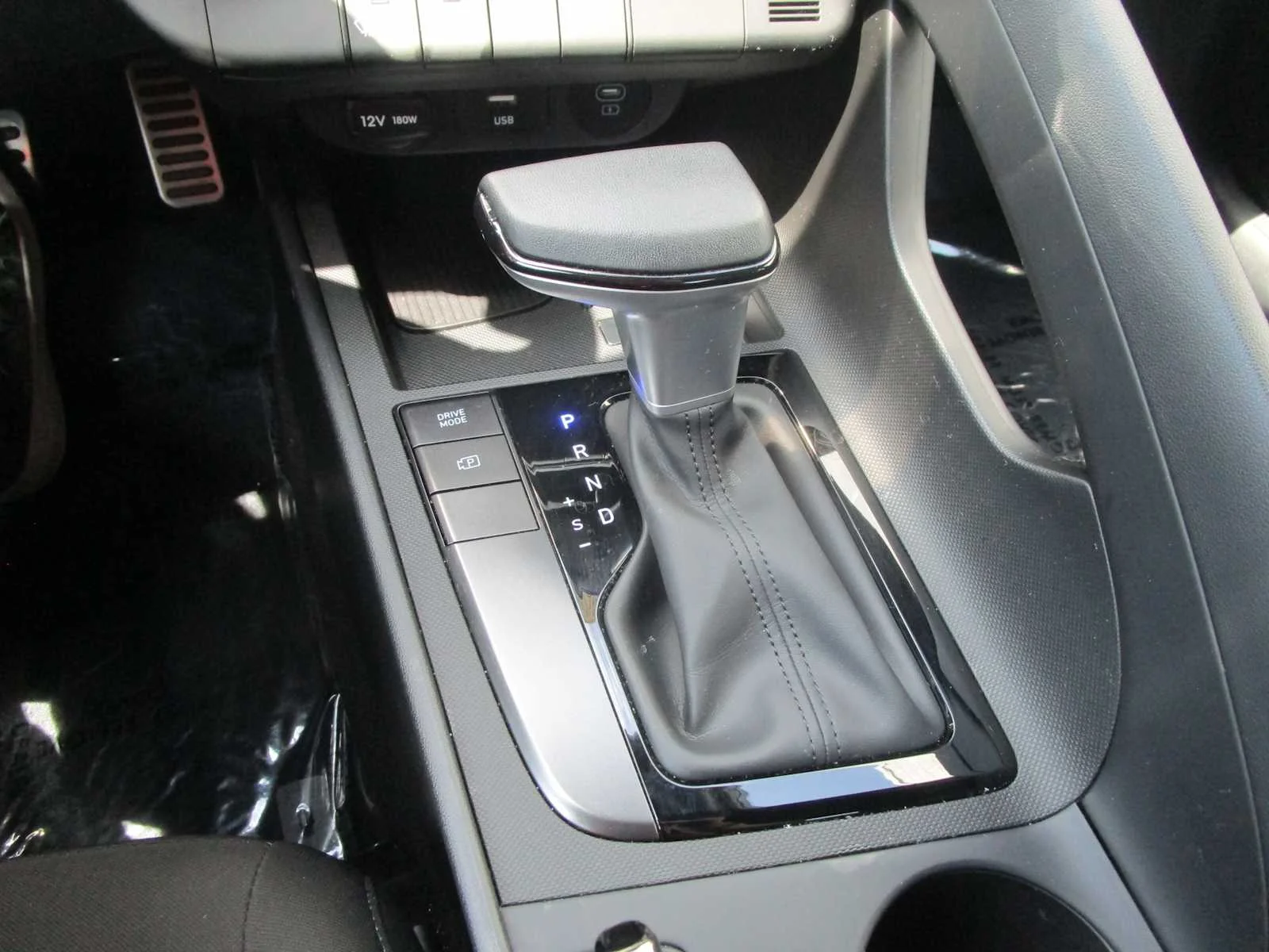 Used 2025 Serenity White Hyundai SEL Sport image 20