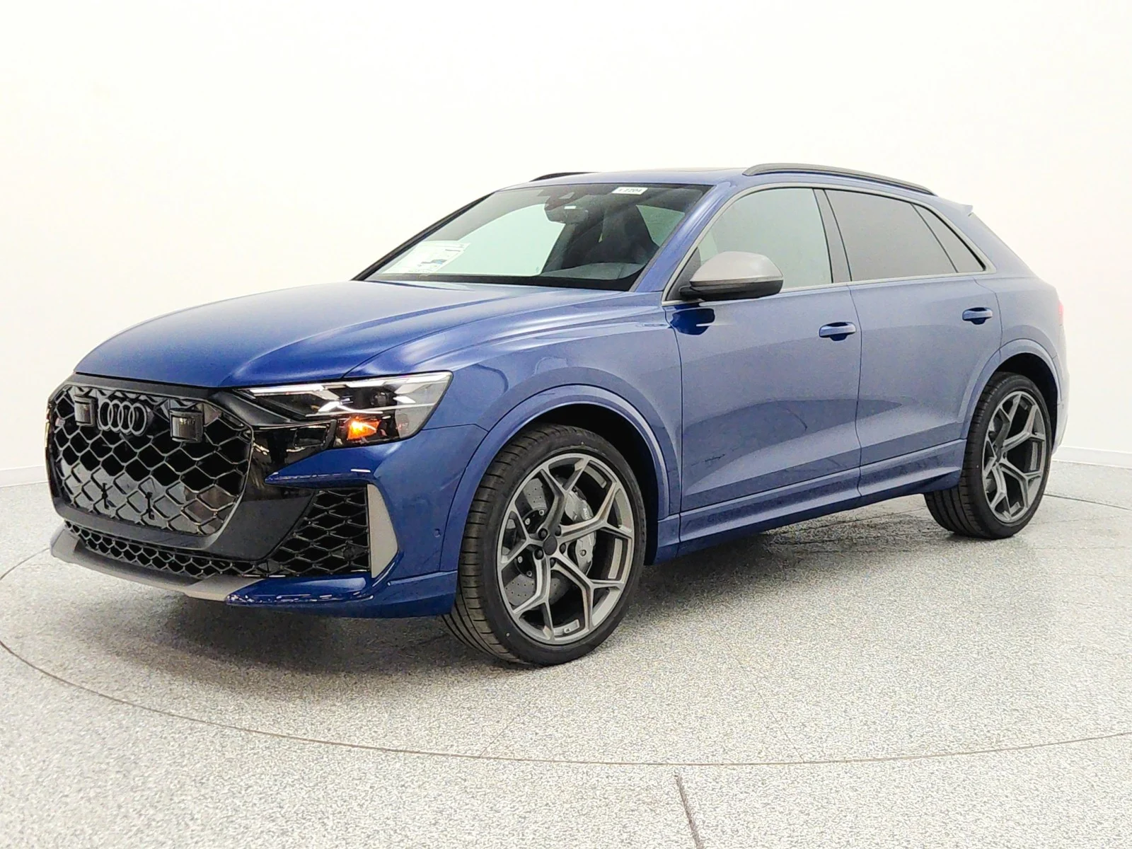 2026 Audi RS Q8 -'s photo