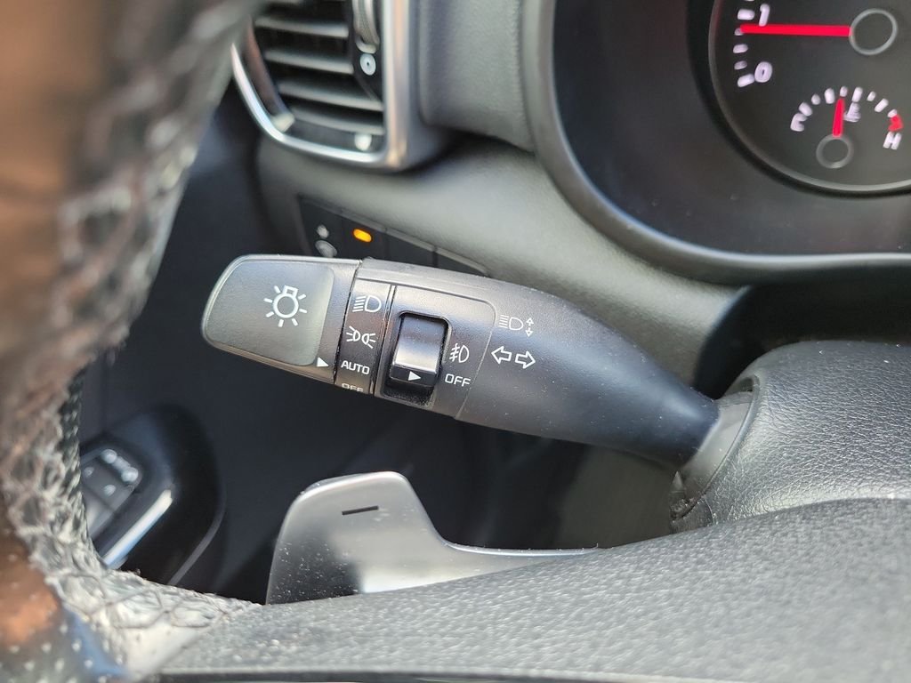 Used 2020 Steel Gray Kia SX image 30