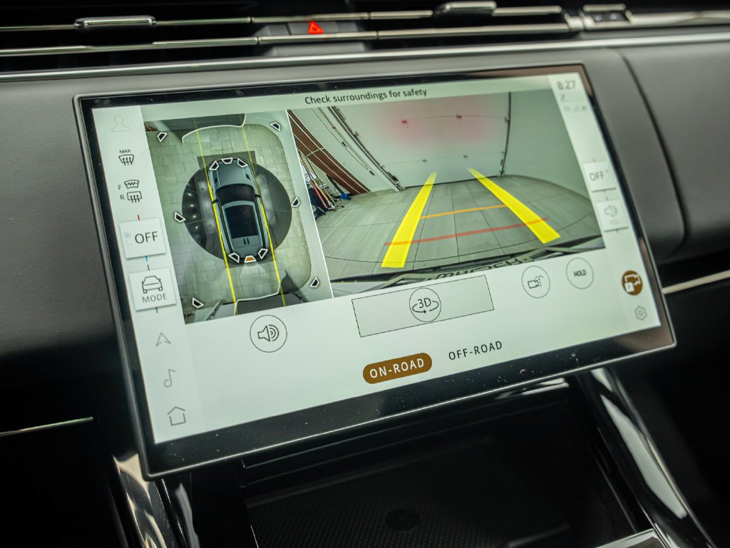 New 2026 Fuji White Land Rover Dynamic SE image 23