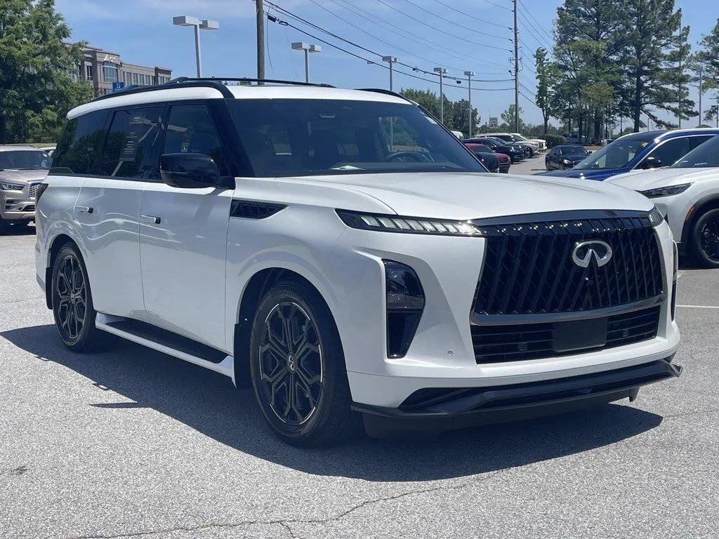 Used 2026 White INFINITI SPORT image 5