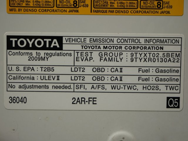 Used 2009 Super White Toyota w/ Extra Value Pkg image 29