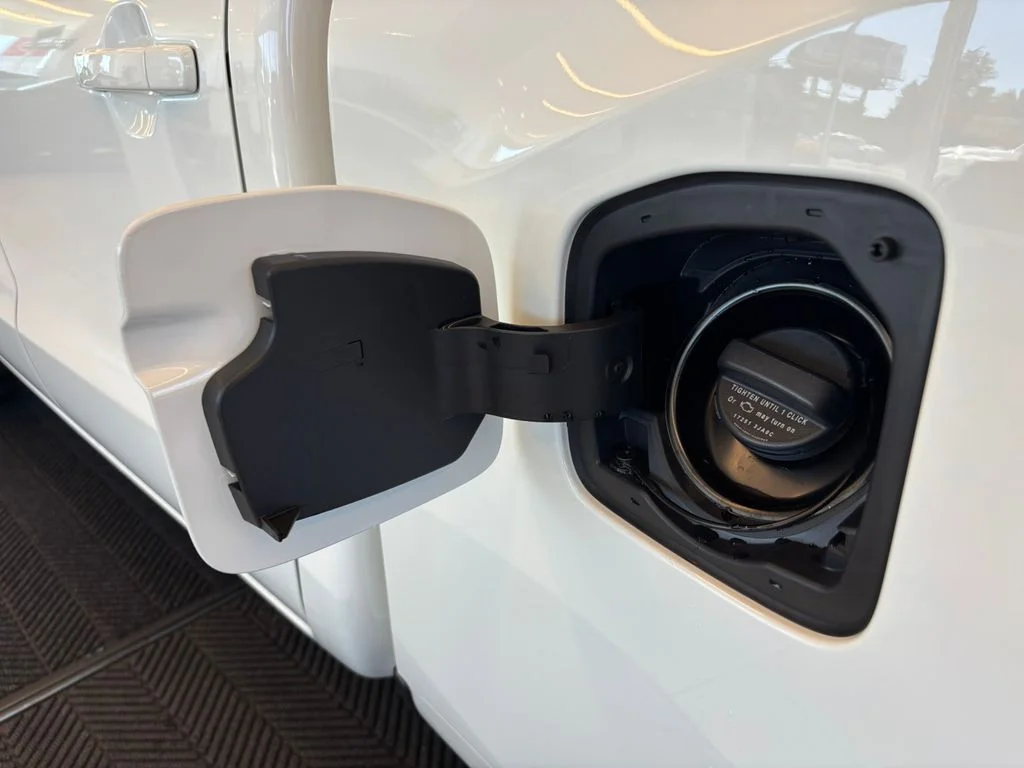 New 2026 Glacier White Nissan SV image 29