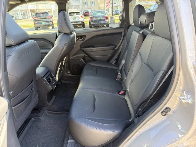 Used 2025 Gray Subaru Limited image 31