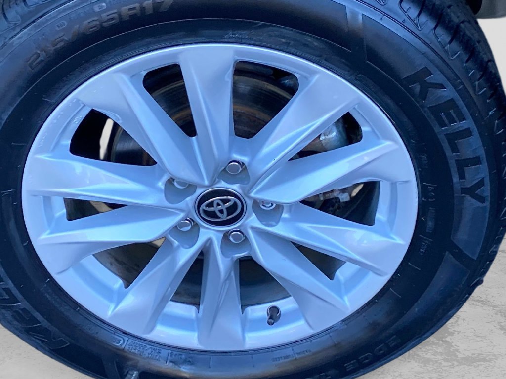 Used 2023  Toyota LE image 28