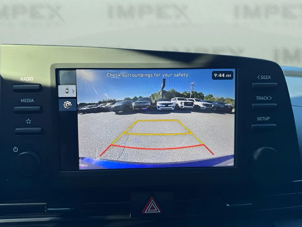 Used 2025 Blue Hyundai SEL Sport image 17