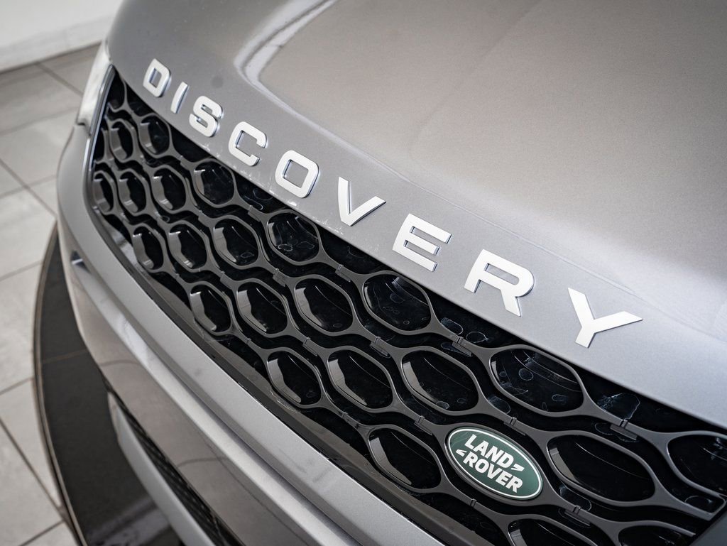 Used 2025 Eiger Grey Metallic Land Rover S image 3