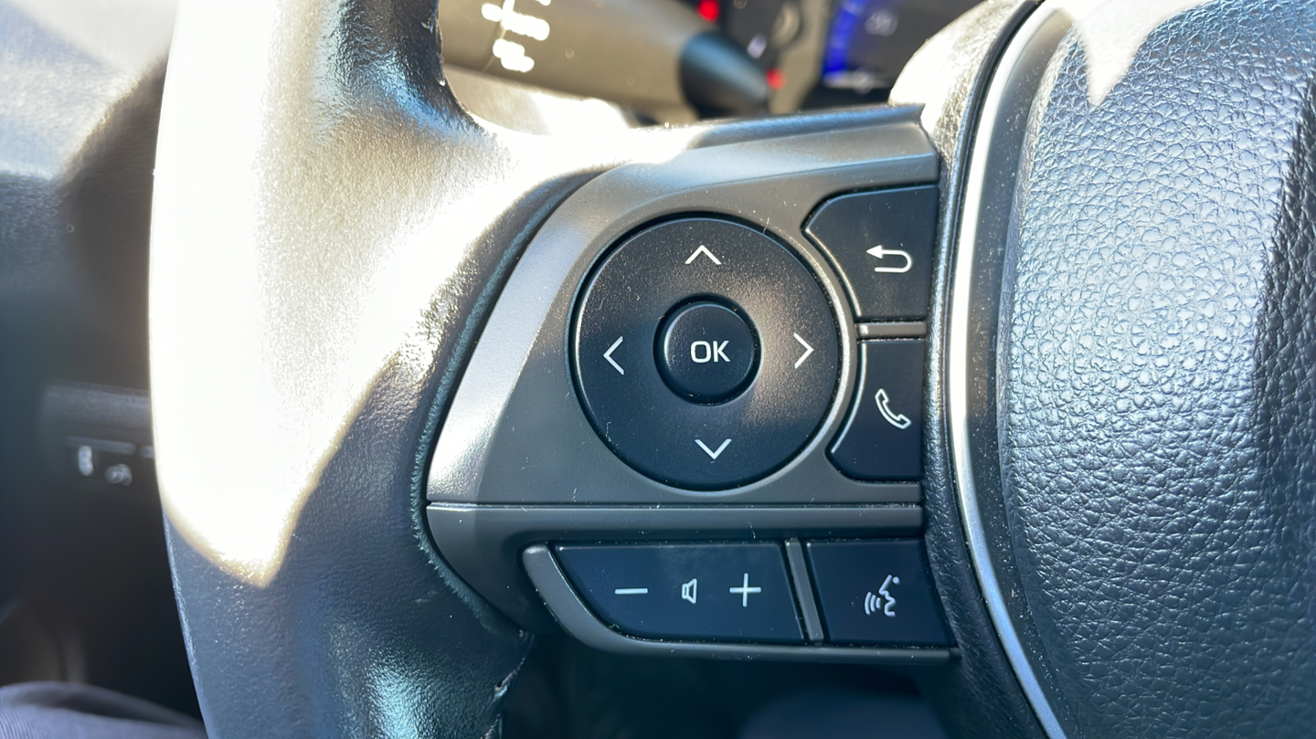 Certified Used 2022 Blue Toyota XLE image 27