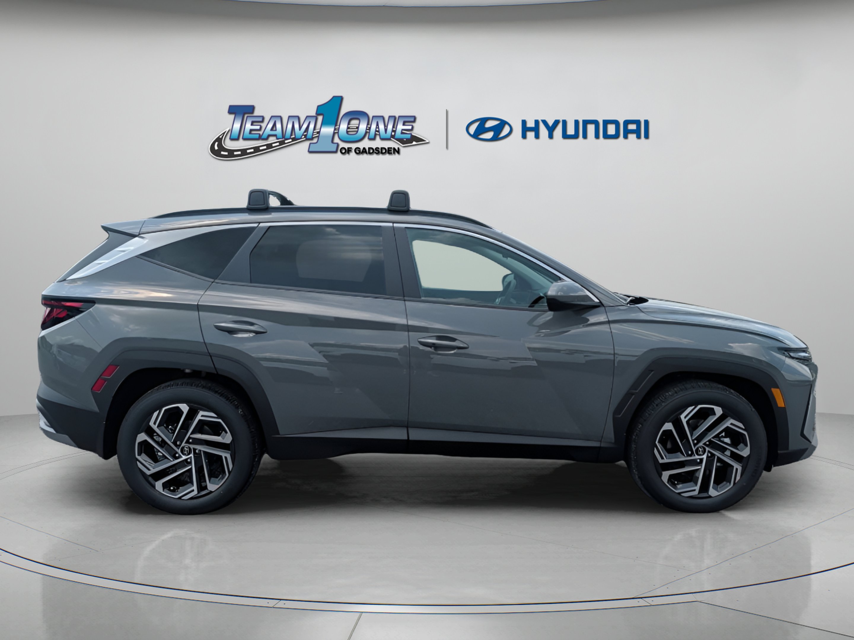 New 2026 Hampton Gray Hyundai SEL Plus image 9