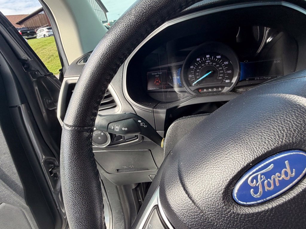 Used 2024 Gray Ford SEL image 32