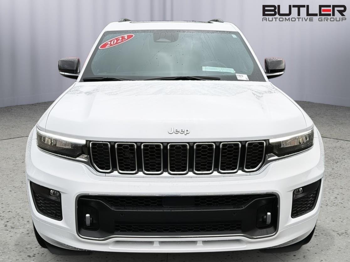 Used 2023 Bright White Clearcoat Jeep Overland image 9
