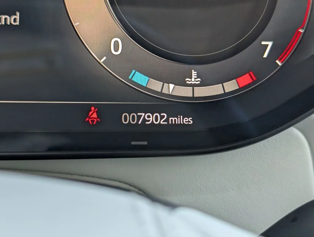 Certified Used 2024 Gray Land Rover Dynamic SE image 26