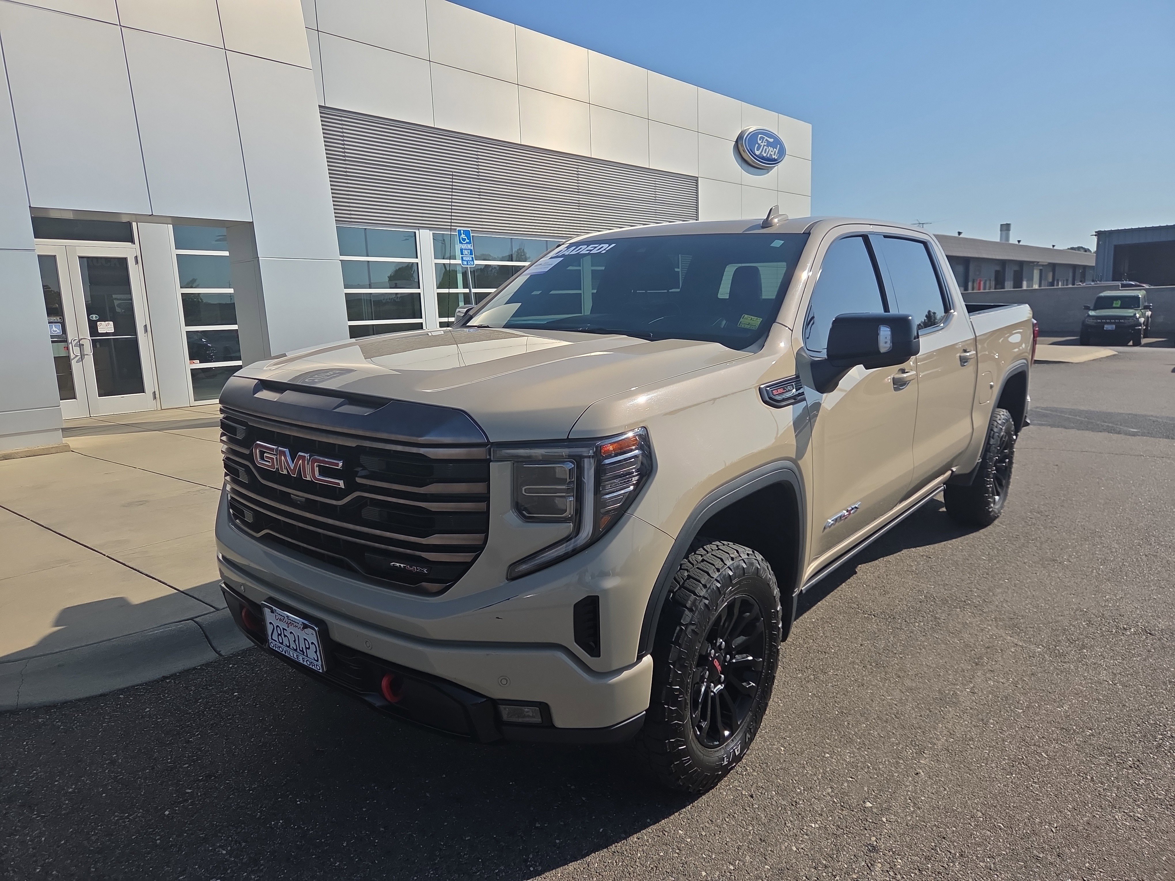 2022 GMC Sierra 4WD Crew Cab Short Box AT4X's photo