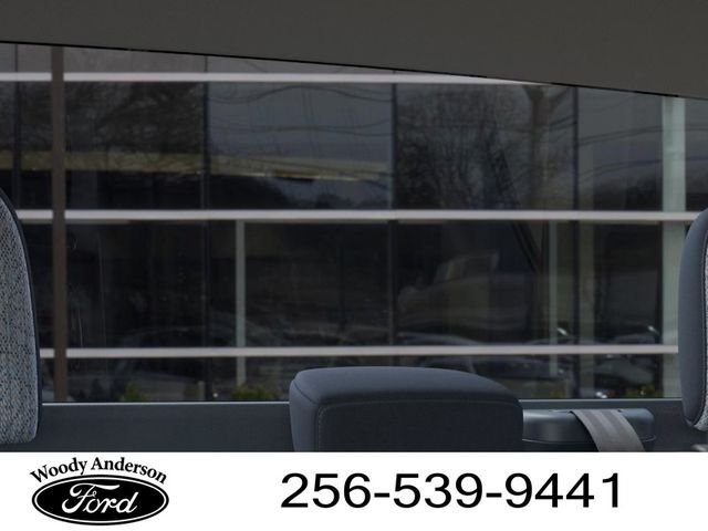 New 2025 Oxford White Ford XLT image 24