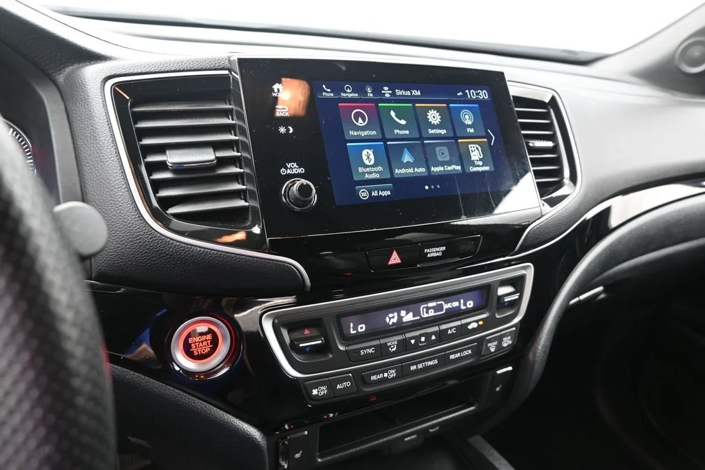Used 2020 Platinum White Pearl Honda Touring image 22