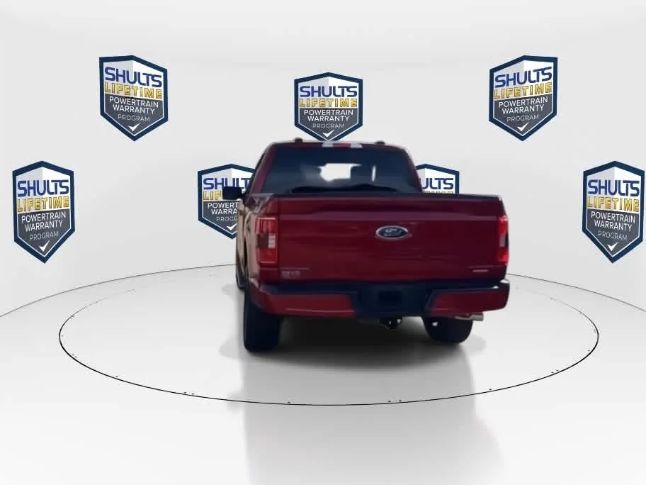 Used 2022 Rapid Red Metallic Tinted Clearcoat Ford XLT image 7