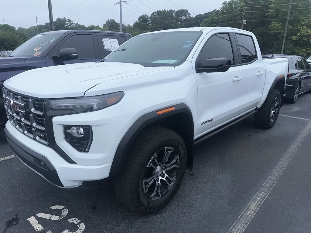 2025 GMC Canyon 4WD AT4 Crew Cab Short Box's photo